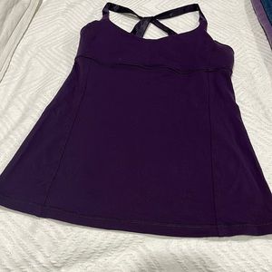 Lululemon workout top